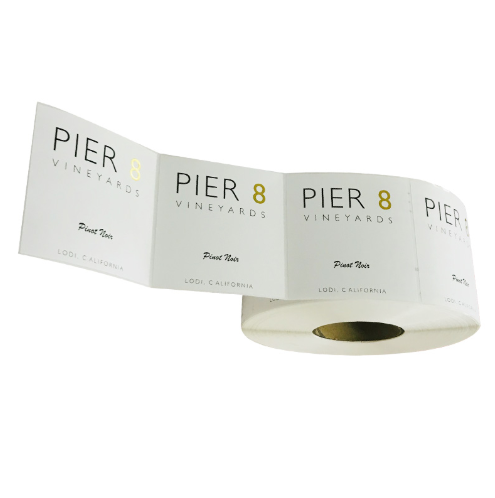 Dotik je pomemben: skrita moč teksture v vinskih etiketah